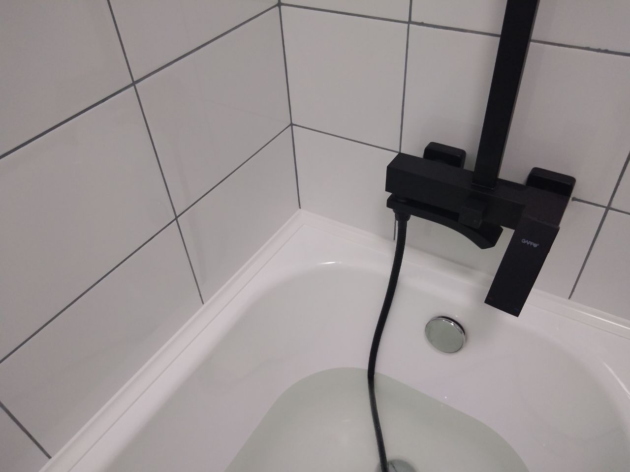Акриловый бордюр для ванной ГЛ24